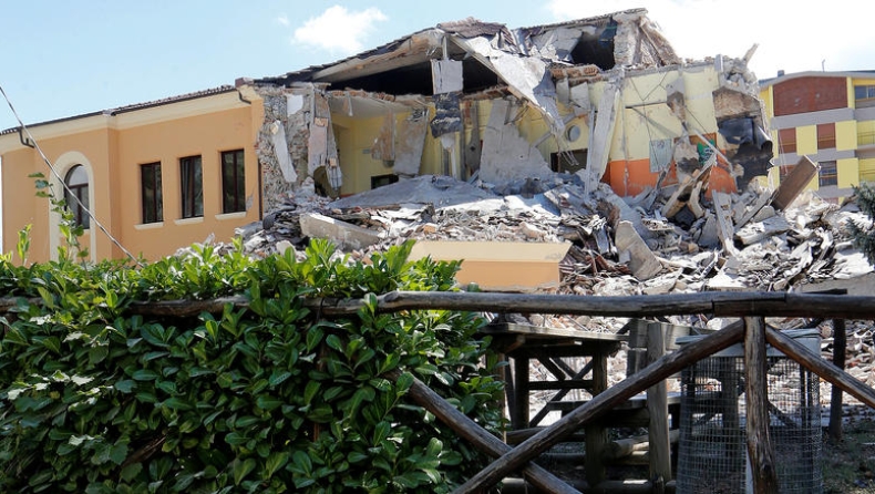 278 νεκροί και 2500 άστεγοι, ο μέχρι τώρα απολογισμός του σεισμού στην Ιταλία