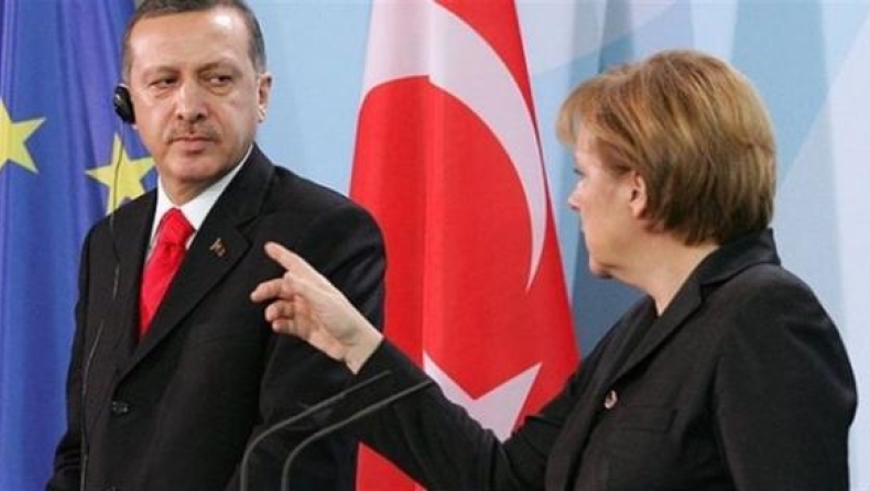 Αποκάλυψη Spiegel: Οικονομική πίεση στην Ελλάδα, αν καταρρεύσει η συμφωνία ΕΕ - Τουρκίας