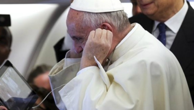 Πάπας Φραγκίσκος στους νέους: Να κάνετε προσευχή αντί για chating