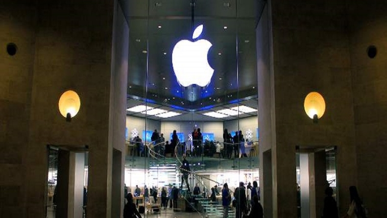 Οι ΗΠΑ απειλούν την ΕΕ αν κυνηγήσει την Apple για φοροδιαφυγή