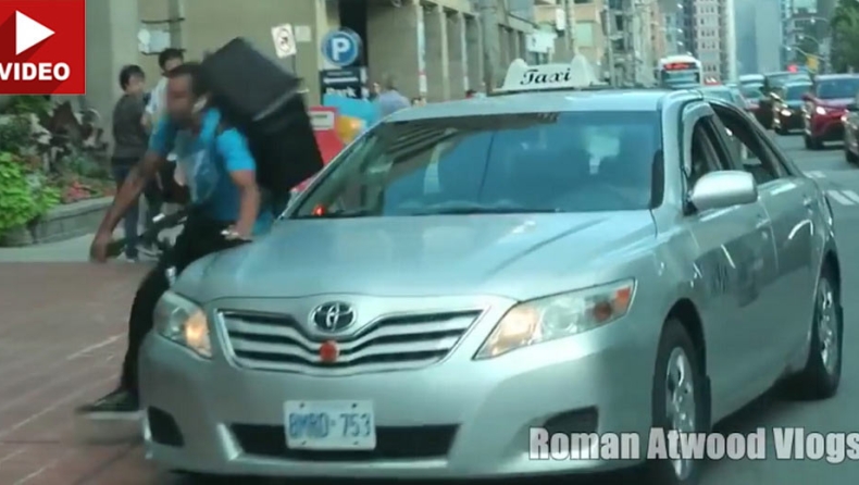Οδηγός ταξί χτύπησε ποδηλάτη στο Τορόντο (vid)