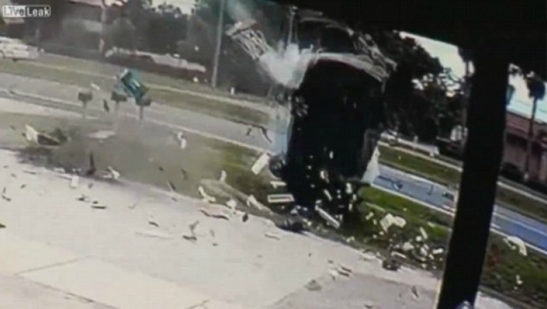 Αυτοκίνητο έγινε... αεριωθούμενο στη Φλόριντα (video)