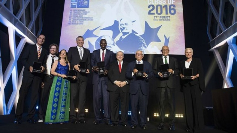 Η λαμπερή βραδιά του Hall of Fame της FIBA (pics)