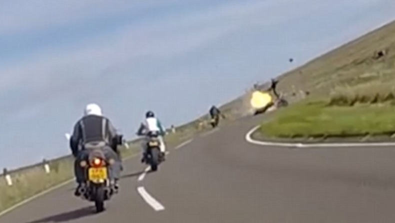 Η συγκλονιστική σύγκρουση δύο μοτοσικλετών που προκάλεσε έκρηξη (pics & vids)