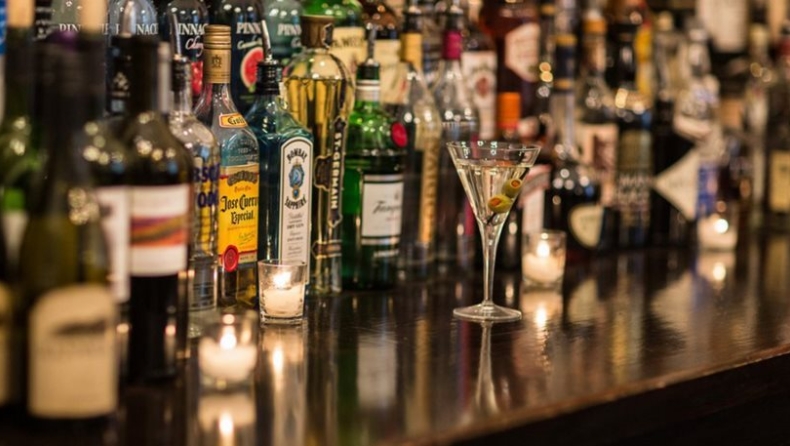 Χάνουν 46,3 εκατ. οι επιχειρήσεις αλκοολούχων ποτών από το λαθρεμπόριο