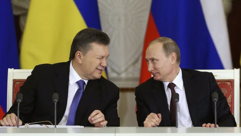 Στενές σχέσεις του πρώην Ουκρανού προέδρου με τον επικεφαλής της καμπάνιας του Τραμπ