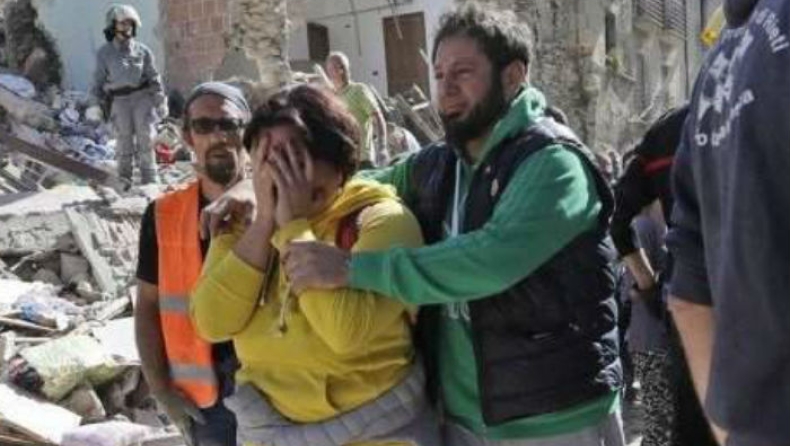 Tουλάχιστον 247 οι νεκροί από τον φονικό σεισμό στην Ιταλία (pics)