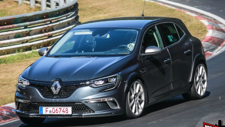 To Renault Megane RS κάνει υπερωρίες στο Ρινγκ