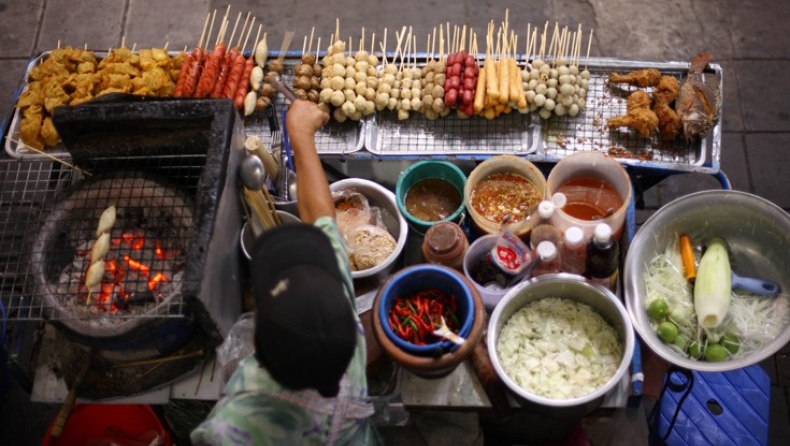Καλή όρεξη: Τα πιο λαχταριστά street food σε όλο τον κόσμο (pics)