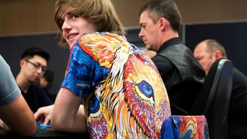 Η ιστορία του 22χρονου που βγάζει εκατομμύρια παίζοντας πόκερ