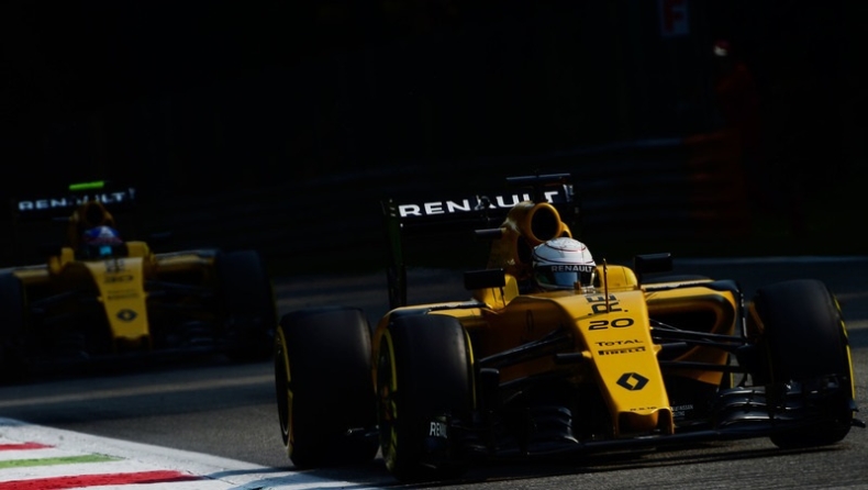 Αναβάλει την απόφαση για οδηγούς η Renault