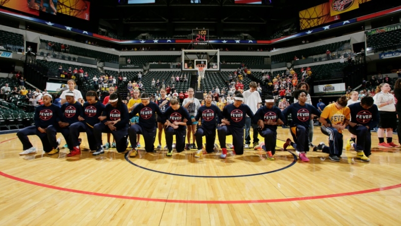 «Κάπερνικ» και στο WNBA - Γονατιστές στον εθνικό ύμνο των ΗΠΑ οι Ιντιάνα Φίβερ