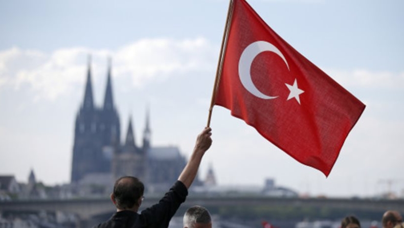 Τουρκία: Βρήκαν από μισό τόνο εκρηκτικών σε νεκροταφείο!