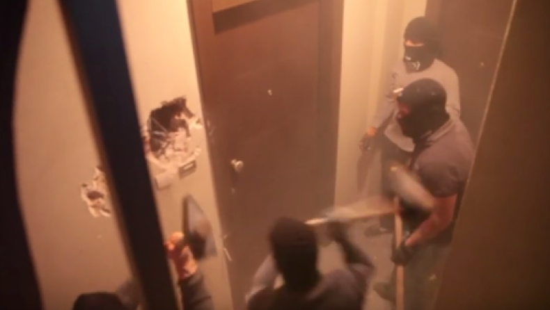 To video από την επίθεση αντιεξουσιαστών στα γραφεία της Λ.Ε.Π.ΕΝ (vid)