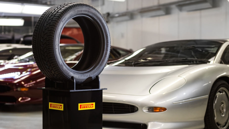 Ελαστικά και από την Pirelli για την Jaguar XJ220