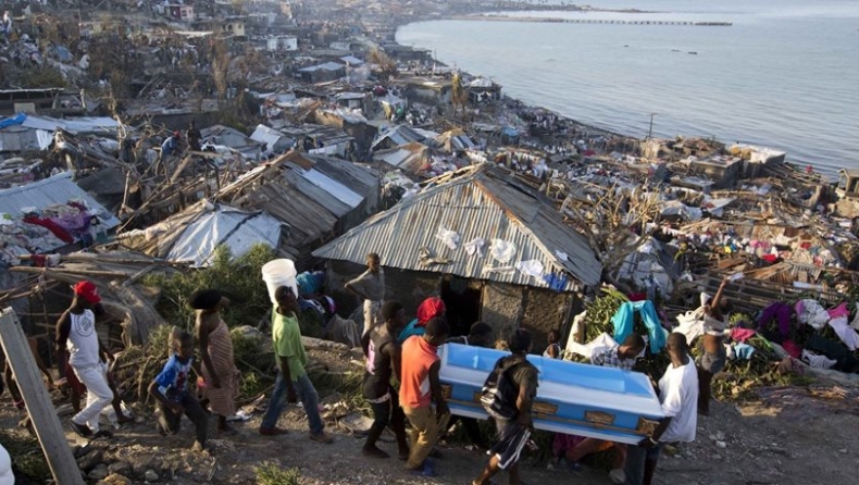 Αϊτή: Έφτασαν τα χίλια τα θύματα του τυφώνα Μάθιου
