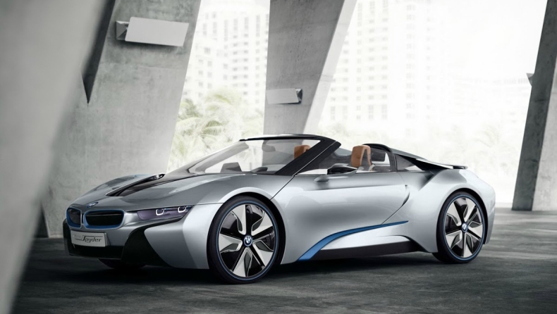 H BMW i8 «ανοίγει» το 2018