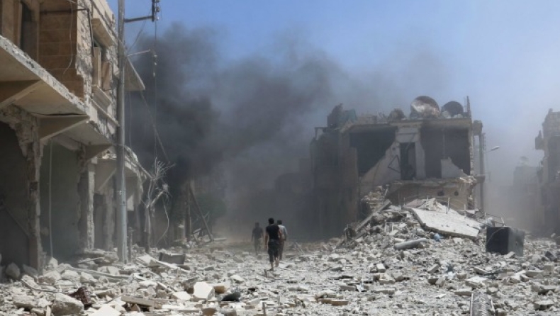 Τουλάχιστον 15 άμαχοι έχασαν τη ζωή τους στο Χαλέπι