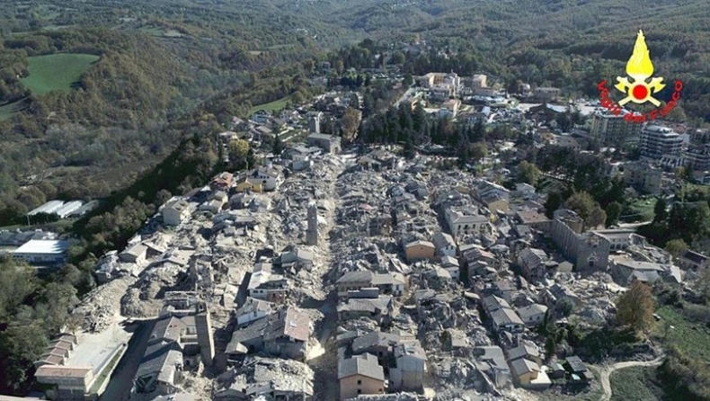 Η γη τρέμει στην Ιταλία: Ισοπεδώθηκαν πόλεις - Χιλιάδες οι άστεγοι