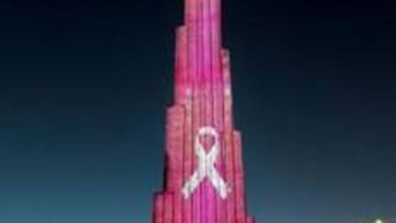 Στα ροζ το ψηλότερο κτίριο στον κόσμο (pics)