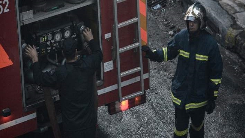 Πυρκαγιά σε συνεργείο στη Θεσσαλονίκη με ένα τραυματία