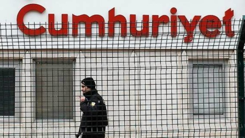 Νέες συλλήψεις δημοσιογράφων της Cumhuriyet στην Τουρκία