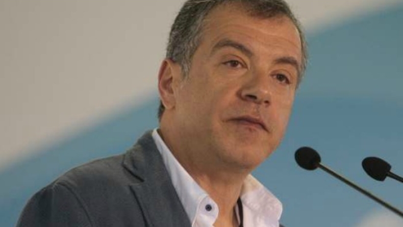 Θεοδωράκης: Η κυβέρνηση κάνει άλματα προς τα πίσω