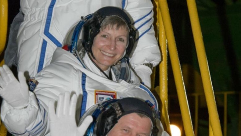 Αστροναύτης ετών 57: Η Αμερικανίδα Πέγκι Ουίτσον σπάει το ρεκόρ