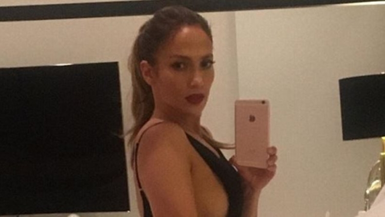 Η Jennifer Lopez αντέγραψε την Kim Kardashian (pics)