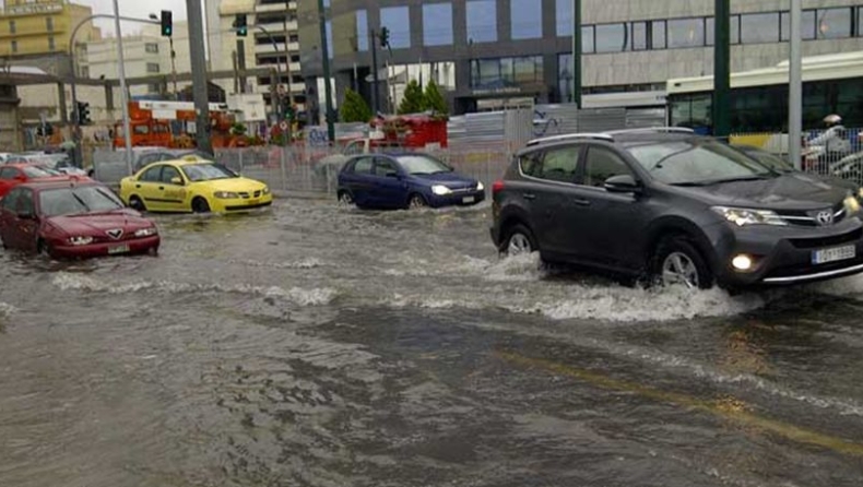 Σοβαρά προβλήματα από την καταιγίδα που χτύπησε την Αττική