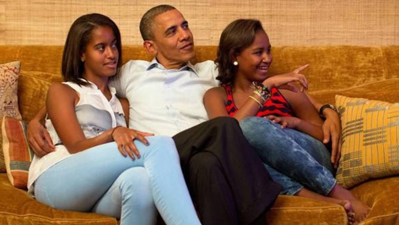 Μπαράκ Ομπάμα: Τι είπε στις κόρες του μετά τη νίκη του Τραμπ