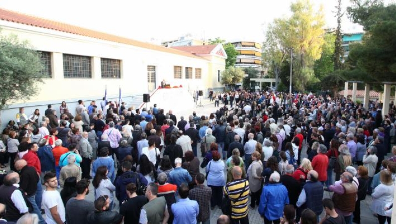Νεοναζί βεβήλωσαν το Μουσείο ΕΑΜικής Εθνικής Αντίστασης (pic)