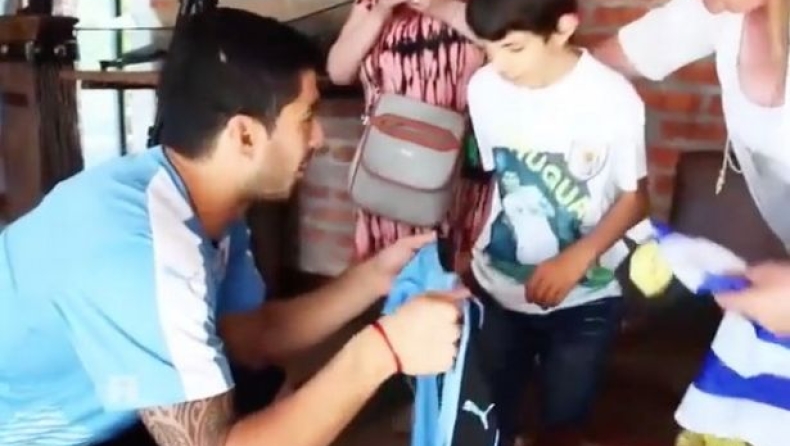 Το συγκινητικό βίντεο του Σουάρες με τον μικρό του φίλο (vid)