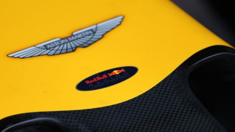 Συνεχίζει τη συνεργασία της με την Aston Martin η Red Bull