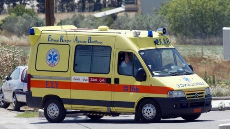 Αγ. Κοσμάς: Βρέθηκε πτώμα με τραύμα από τσεκούρι στο κεφάλι