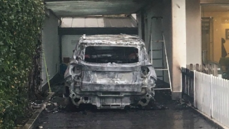 Εκαψαν αυτοκίνητα του προέδρου της Πεσκάρα