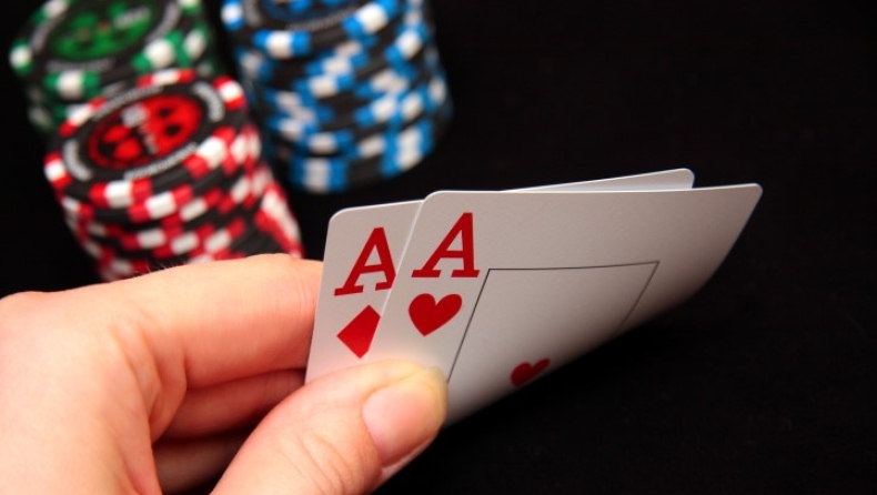Ποιοι είναι οι τρόποι για να παγιδέψεις τον αντίπαλό σου στο πόκερ;