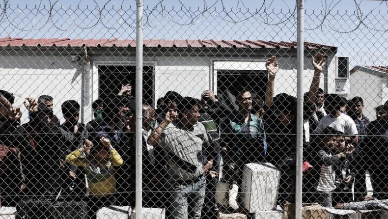Επίθεση ακροδεξιών σε πρόσφυγες στην Χίο (vid)