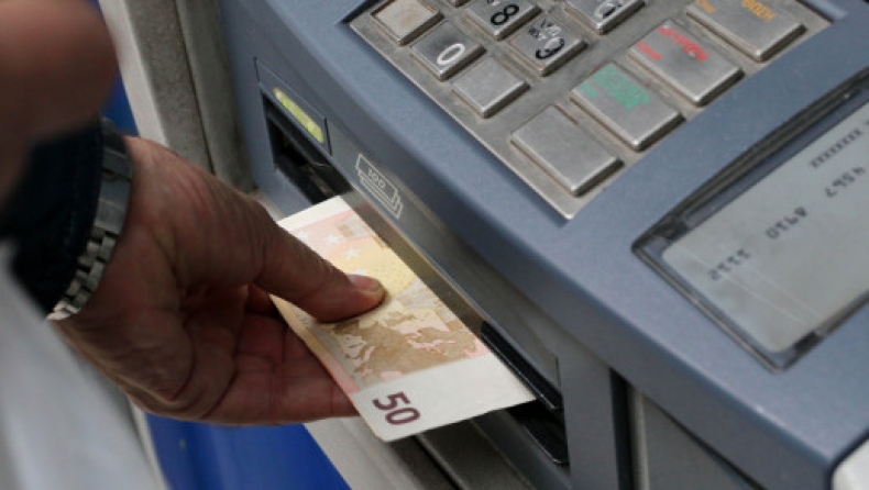 Capital controls: Ανάληψη ως 1.800 ευρώ πρότειναν οι τράπεζες