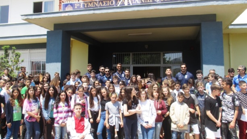 Κοντά στους μαθητές της Αλεξανδρούπολης η Εθνική βόλεϊ (pics)