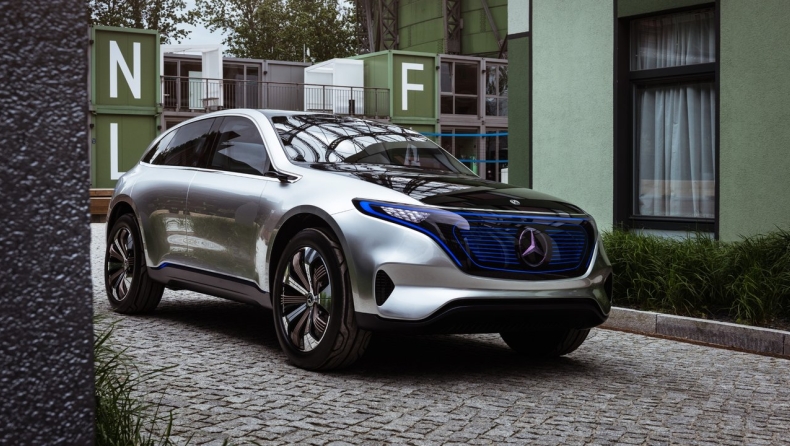 Η πρώτη ηλεκτρική Mercedes «κατεβάζει» τους διακόπτες (vid & pics)