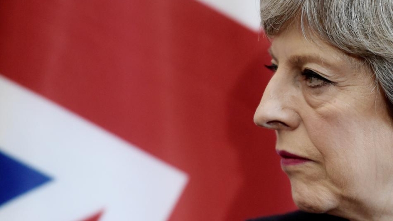 Εκλογές στη Βρετανία: Πρώτη η Μέι, αλλά έχασε την αυτοδυναμία (pics)
