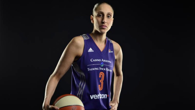 Γράφει ιστορία ο... θρύλος του WNBA! (vid)