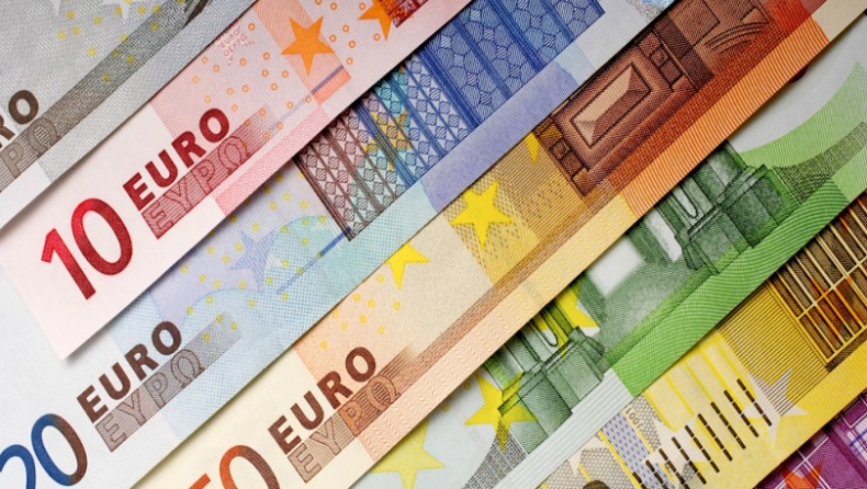 Έλλειμμα 2,6 δισ. ευρώ στις τρέχουσες συναλλαγές η Ελλάδα