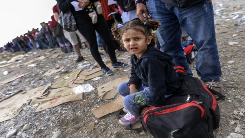 Πάνω από 5.000 πρόσφυγες και μετανάστες στη Λέσβο