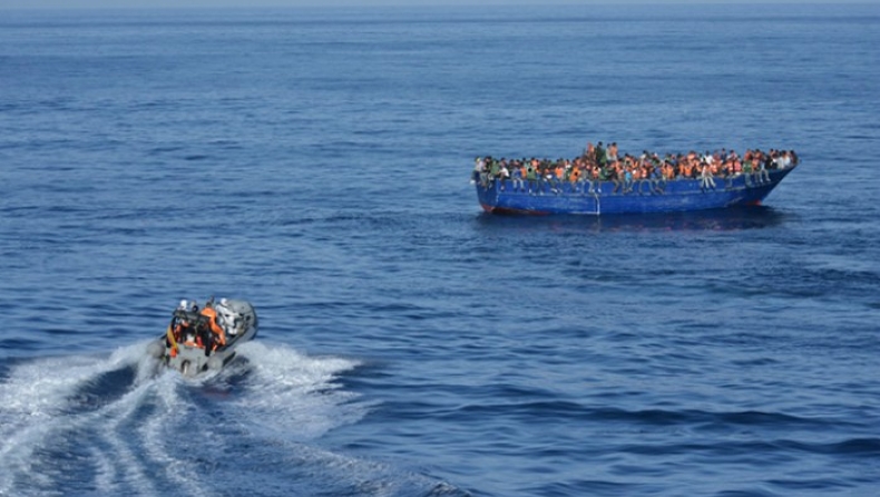Ισπανία: Σχεδόν 600 μετανάστες διασώθηκαν στη θάλασσα μέσα σε μια μέρα