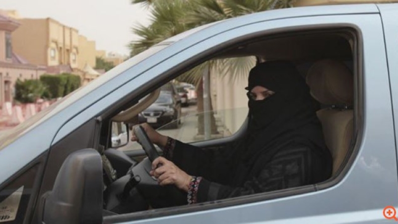 Στο τιμόνι οι γυναίκες και στη Σαουδική Αραβία