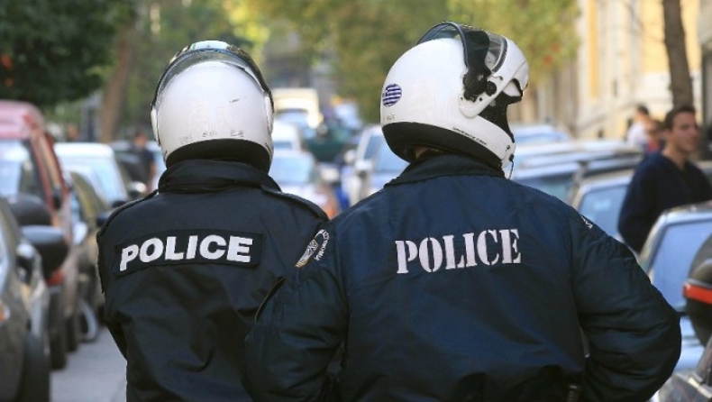 Ένας 41χρονος βρέθηκε δολοφονημένος στο Περιστέρι μέσα στο σπίτι του