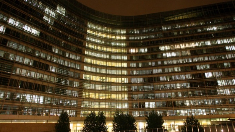 Βρυξέλλες: Αναθυμιάσεις χημικών ουσιών στην έδρα της Ε.Ε. έστειλαν 13 άτομα στο νοσοκομείο