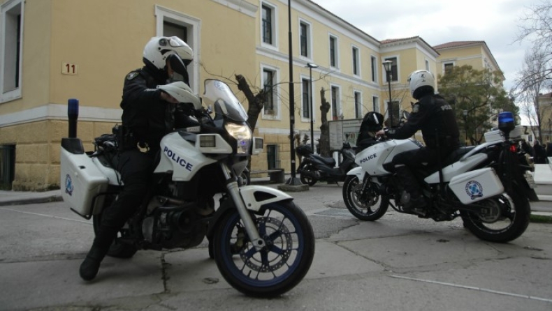 Βέροια: Μία σύλληψη για κλοπή με λεία 2.500 ευρώ